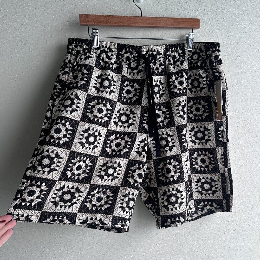 NWT Malibu Crochet Patterned Mens Shorts Drawstring - XL